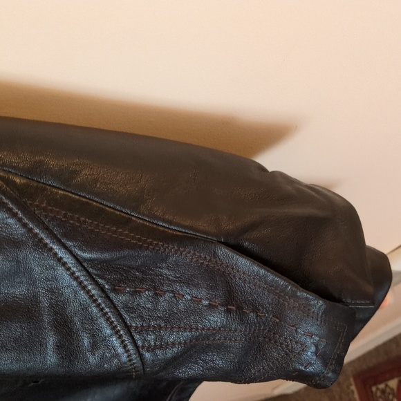 Danier Leather Jacket Sz M - Picture 3 of 7
